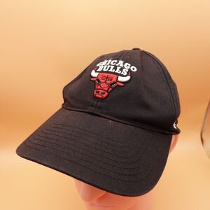 Chicago Bulls Hat Cap Snap Back Black Red NBA Basketball Mens OSFA 47 Brand